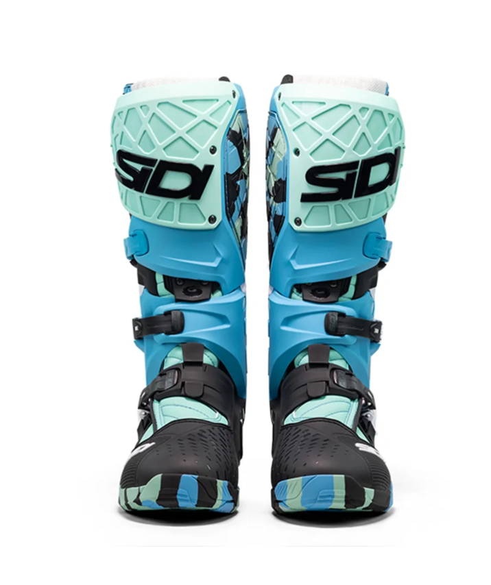 Boots ST. Crossair